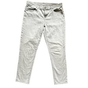 Eileen Fisher Gray women’s Jeans 33” waist, 28” inseam